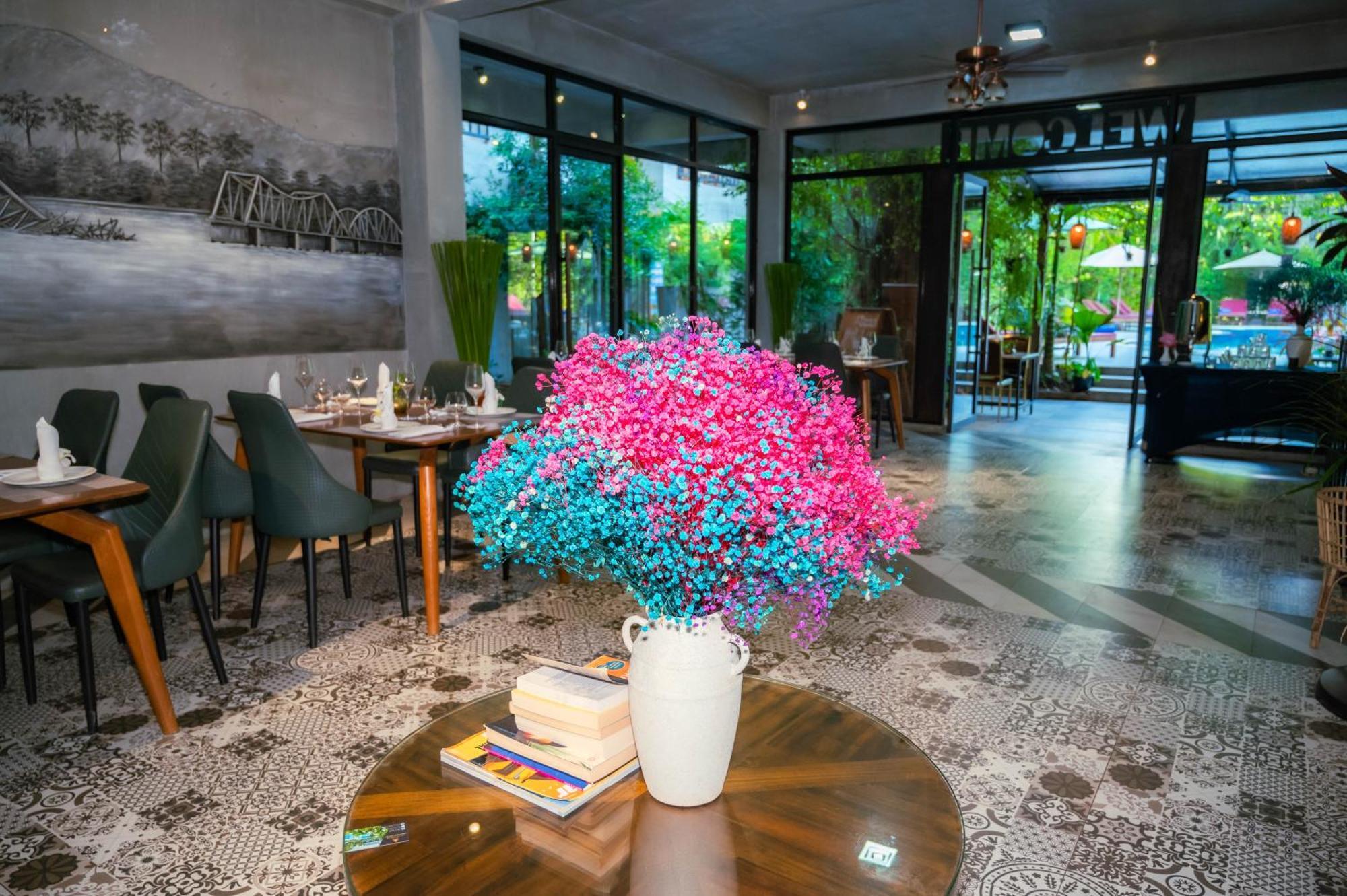 Отель Kampot Sweet Boutique Экстерьер фото
